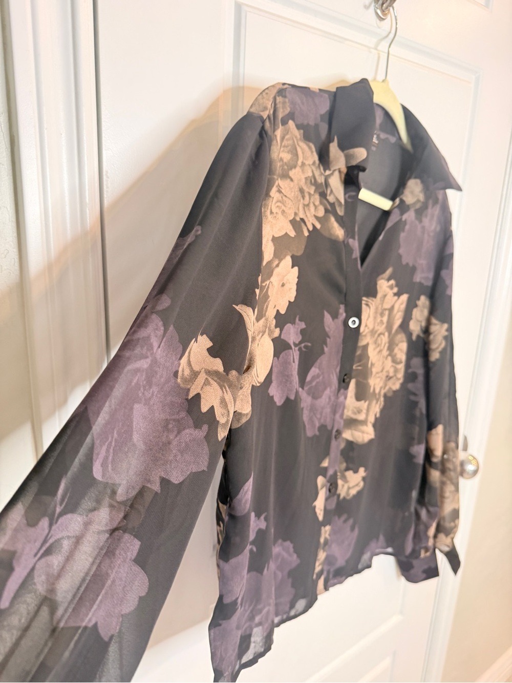 Aveloria Sheer Floral Button Down Blouse Small Feminine Dark Romance - Picture 4 of 6